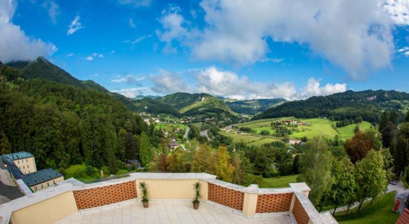 Rimske Terme - Hotel Zdraviliski Dvor Rimske Toplice Exteriör bild