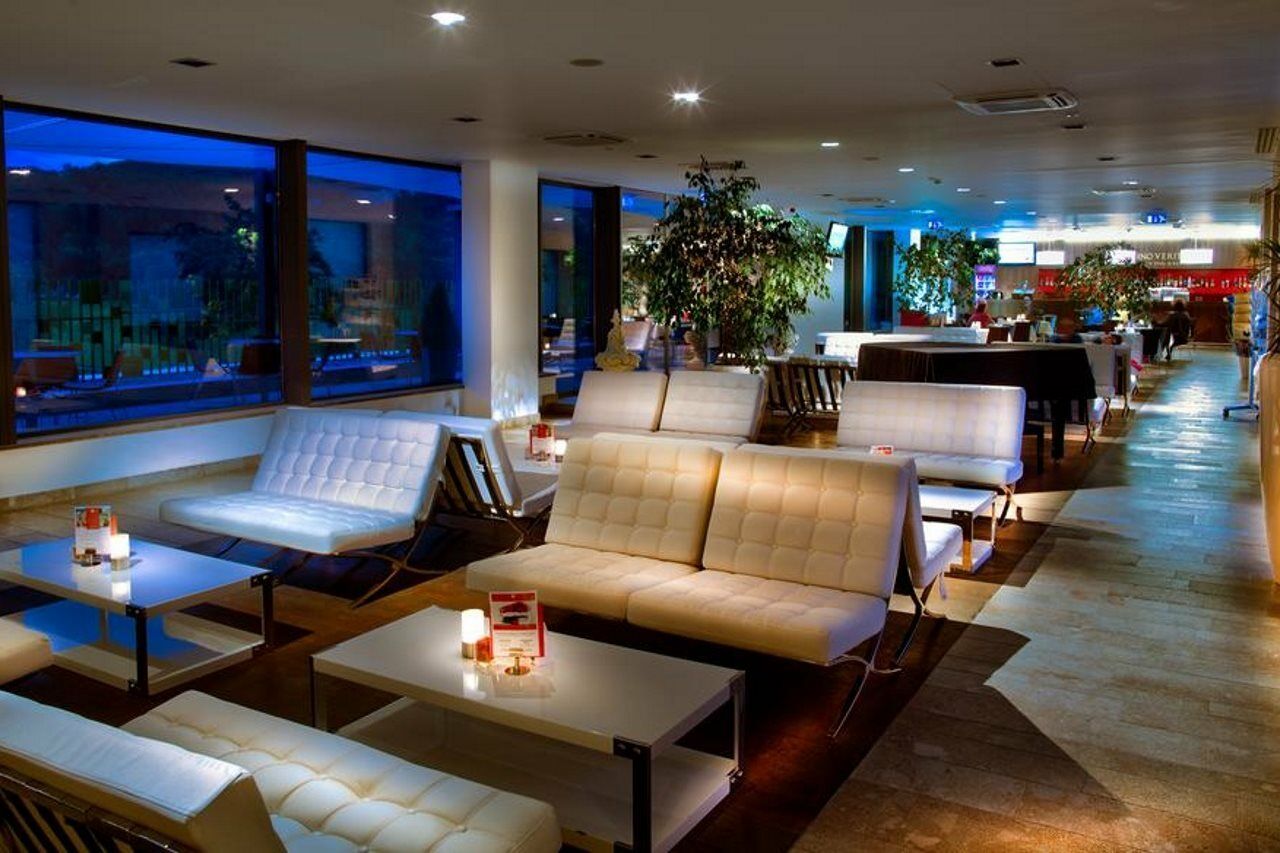 Rimske Terme - Hotel Zdraviliski Dvor Rimske Toplice Exteriör bild