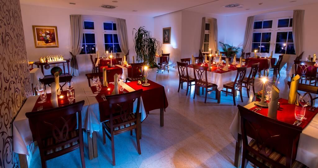 Rimske Terme - Hotel Zdraviliski Dvor Rimske Toplice Exteriör bild